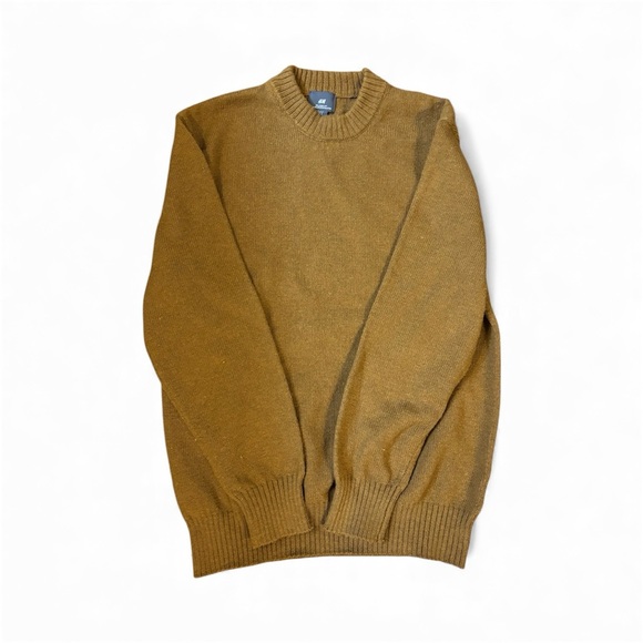 H&M Sweaters - H&M Women’s Tan Crewneck Sweater